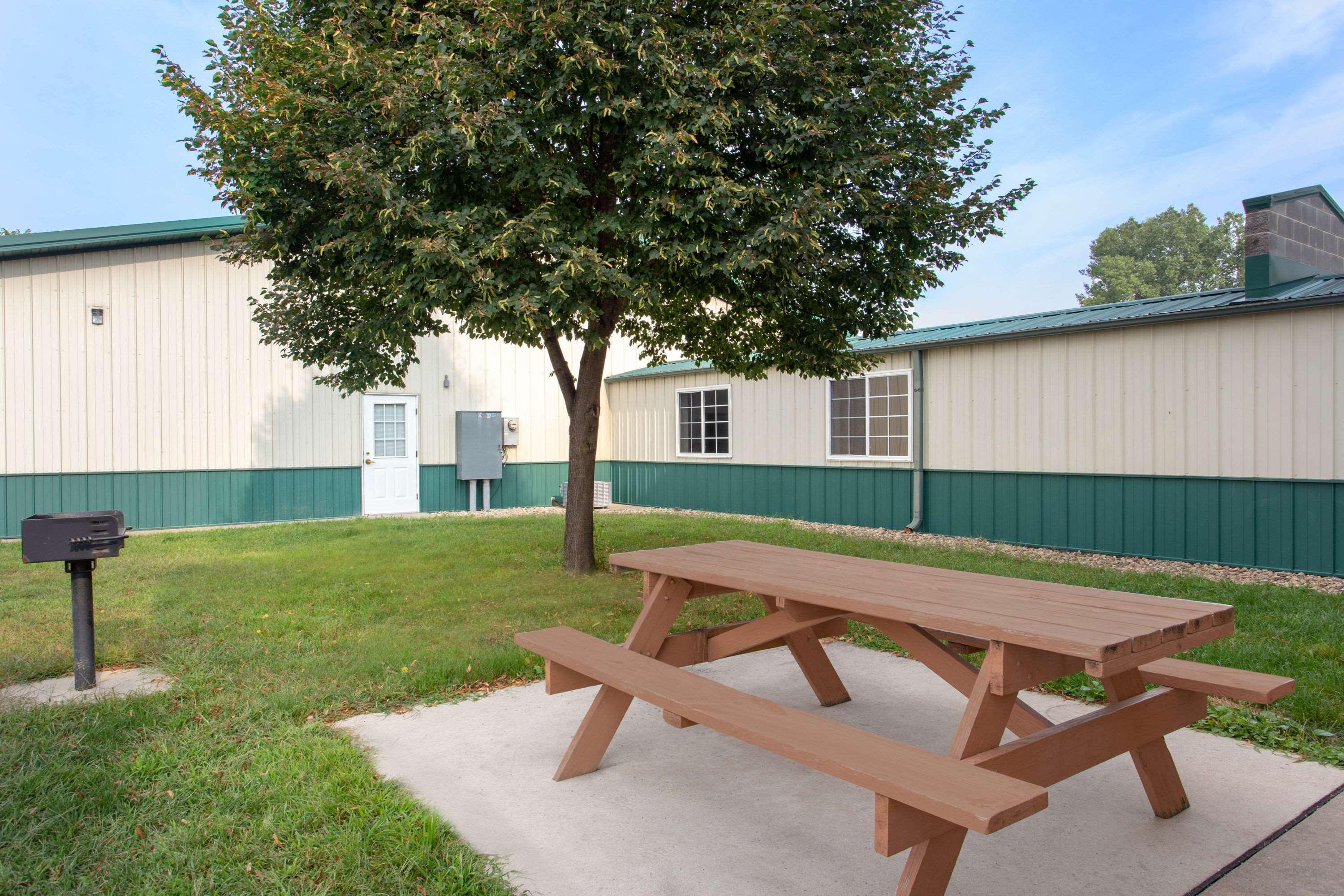 Americinn By Wyndham Boscobel Exterior photo